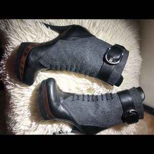 Women’s Stuart weitzman black bootie size 8 1/2